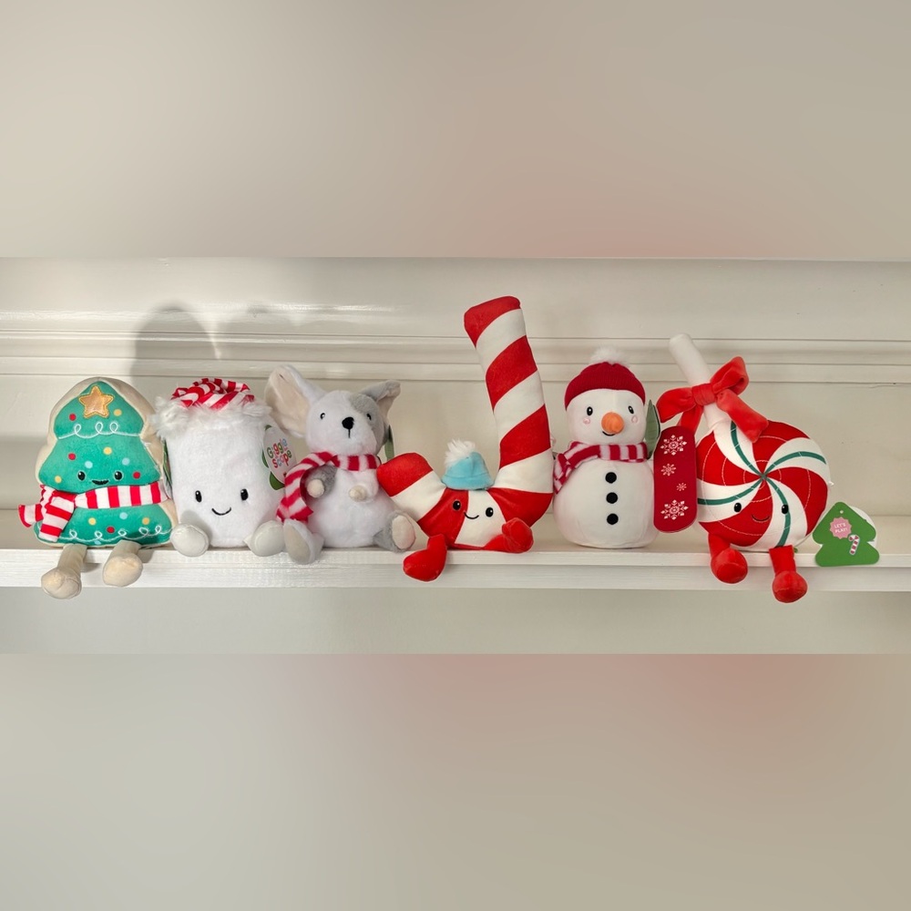 Gigglescape Peppermint Lollipop Plush 9” Christmas Stuffy - Picture 5 of 10